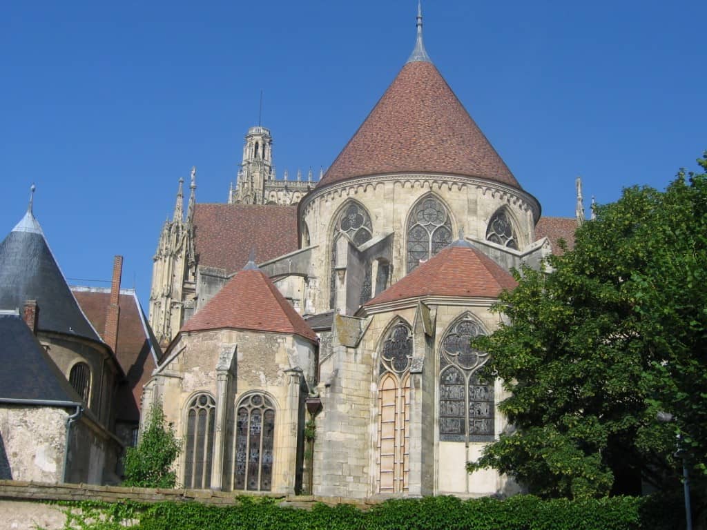 nhà thờ gothic